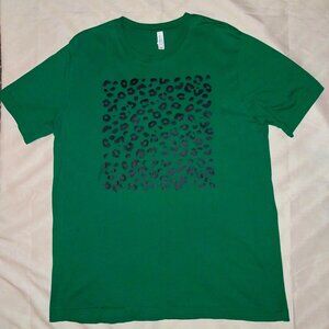 Canvas Green Leopard Print Women's T-Shirt Size (XL)